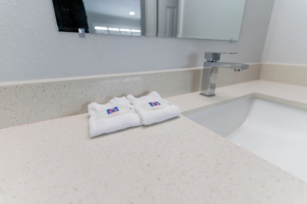 motel 6 pico rivera ca los angeles