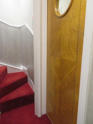 glendale hyde park hotel