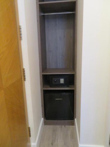 glendale hyde park hotel