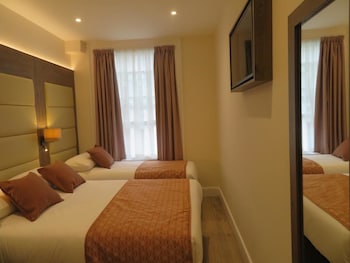 glendale hyde park hotel