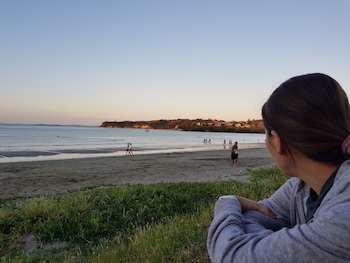 whangaparaoa lodge motel