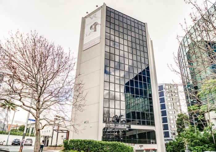 vr queen street hotel and suites