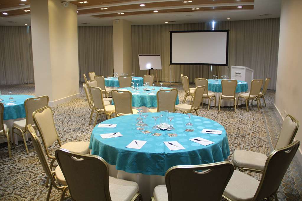 radisson cartagena ocean pavillion hotel