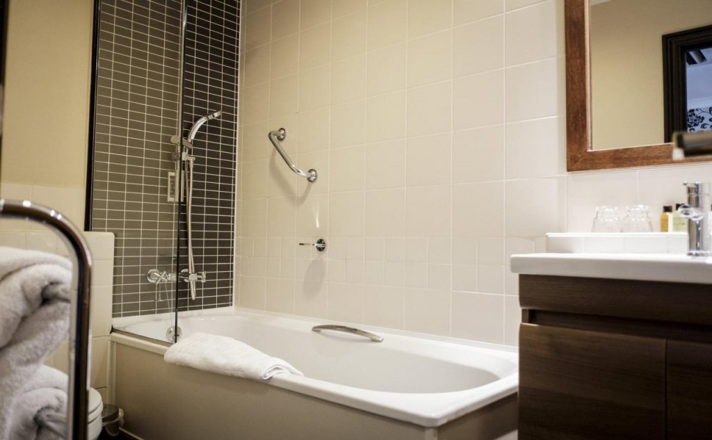 the sanctuary house hotel