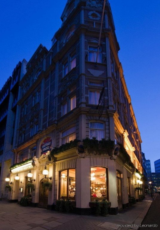 the sanctuary house hotel