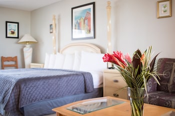 riptide oceanfront hotel