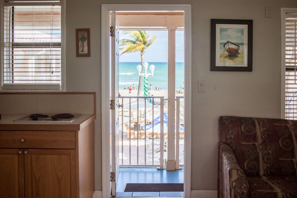 riptide oceanfront hotel