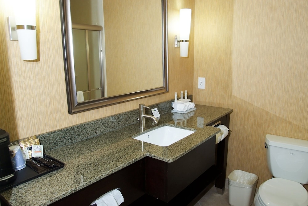 holiday inn express and suites clemson by ihg