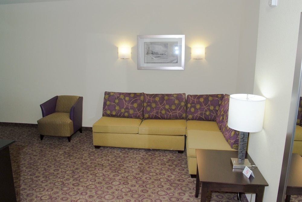 holiday inn express and suites clemson by ihg
