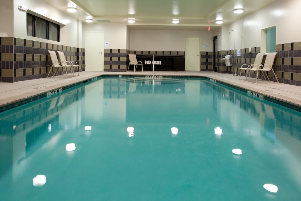 holiday inn express and suites clemson by ihg