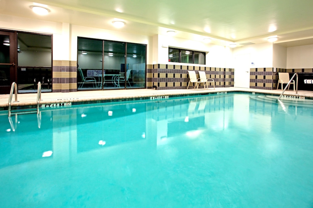 holiday inn express and suites clemson by ihg