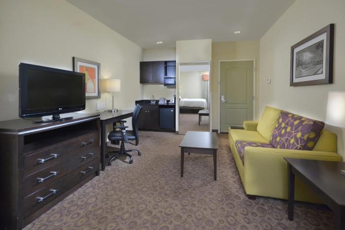 holiday inn express and suites clemson by ihg