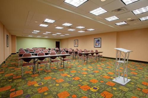 holiday inn express and suites clemson by ihg
