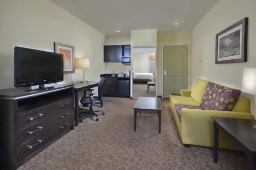 holiday inn express and suites clemson by ihg