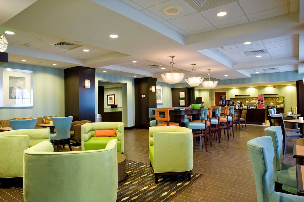 hampton inn anderson alliance business park