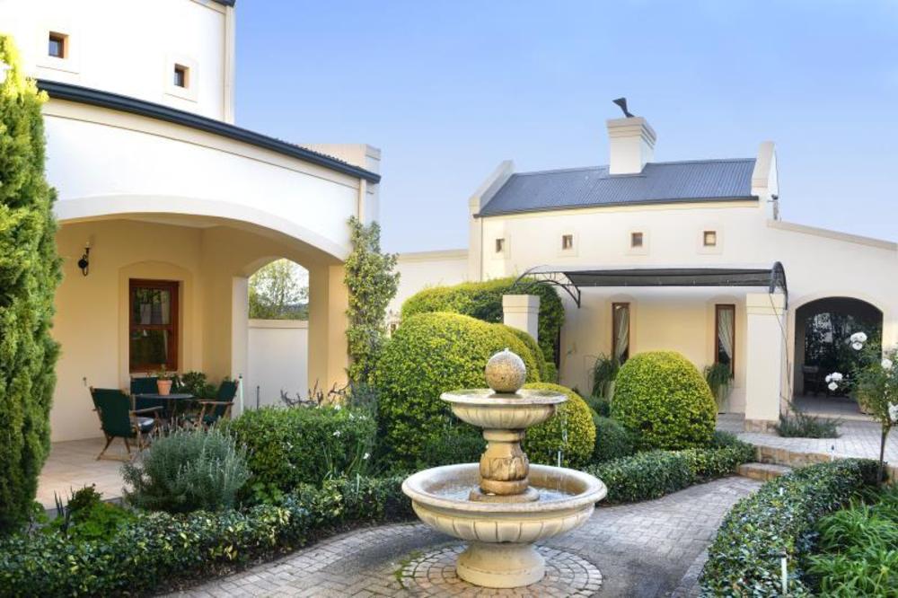 petit and grande plaisir self catering guesthouse