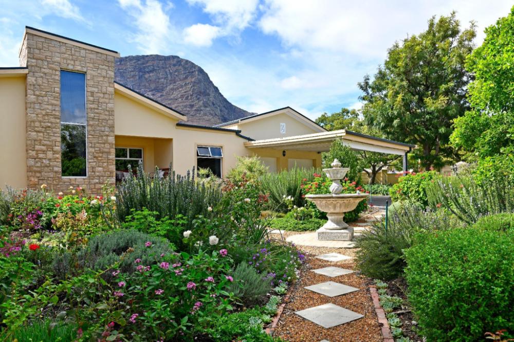 petit and grande plaisir self catering guesthouse