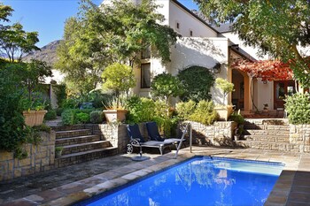 petit and grande plaisir self catering guesthouse