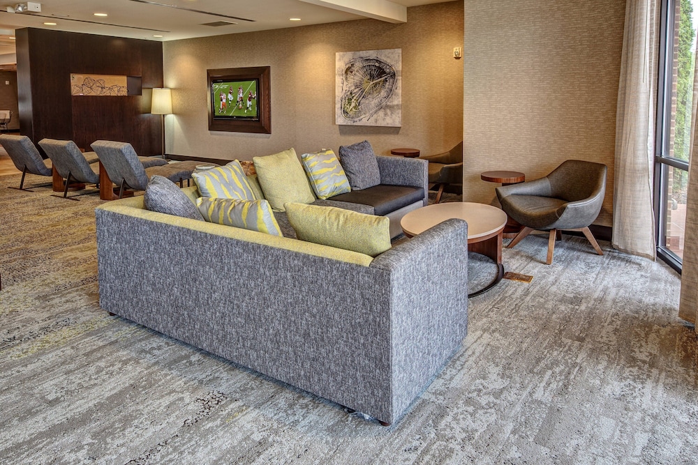 courtyard by marriott lima