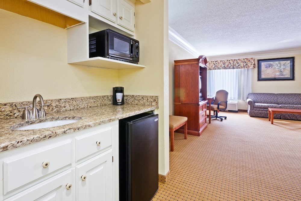 holiday inn express ringgold by ihg