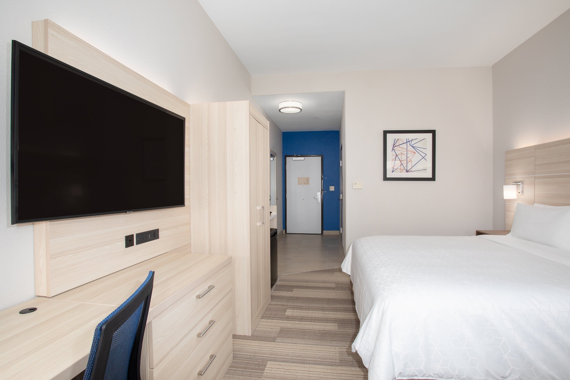 holiday inn express and suites phoenix glendale sports dist