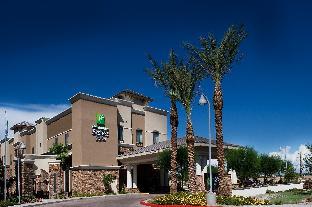 holiday inn express and suites phoenix glendale sports dist