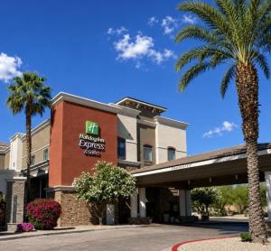 holiday inn express and suites phoenix glendale sports dist