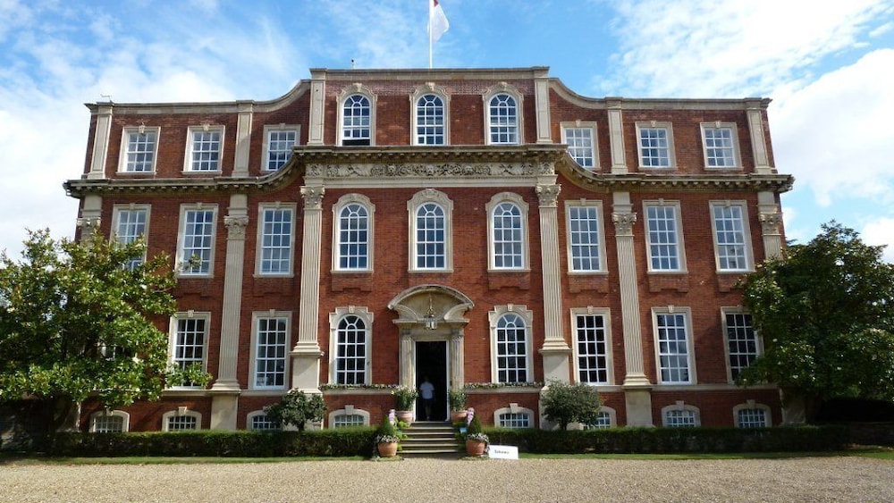 newport pagnell