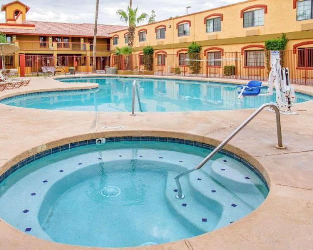 quality inn and suites goodyear phoenix west