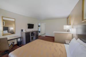 quality inn and suites goodyear phoenix west