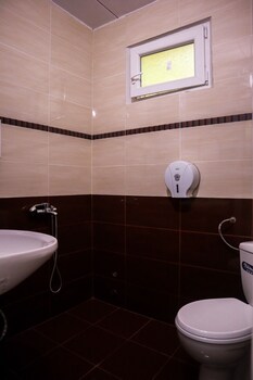 perfect place for 2 or