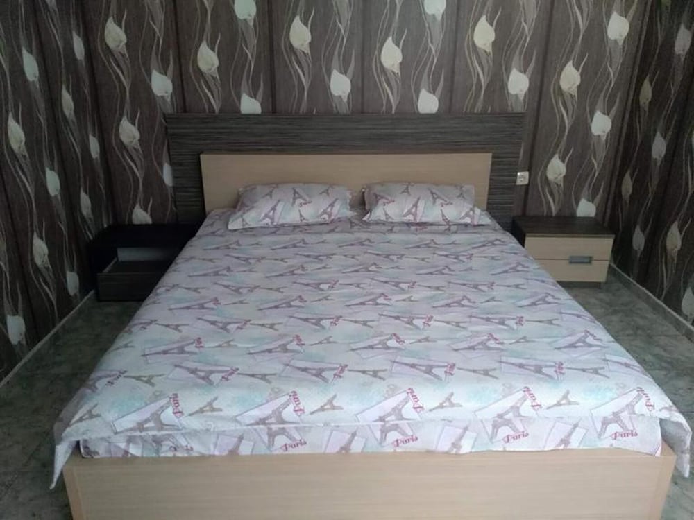 perfect place for 2 or