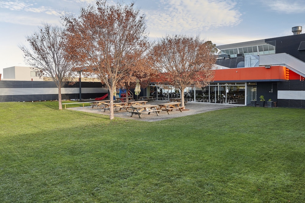 foreshore hotel