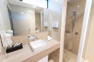 foreshore hotel