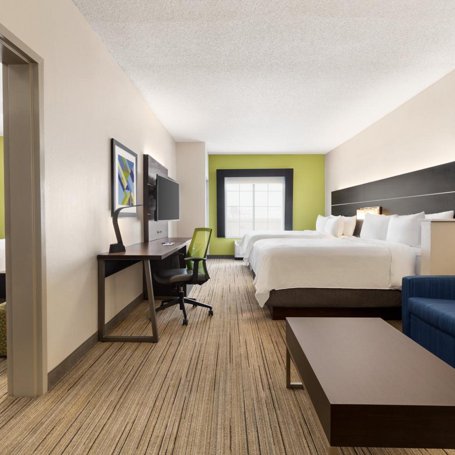 holiday inn express and suites shawnee by ihg