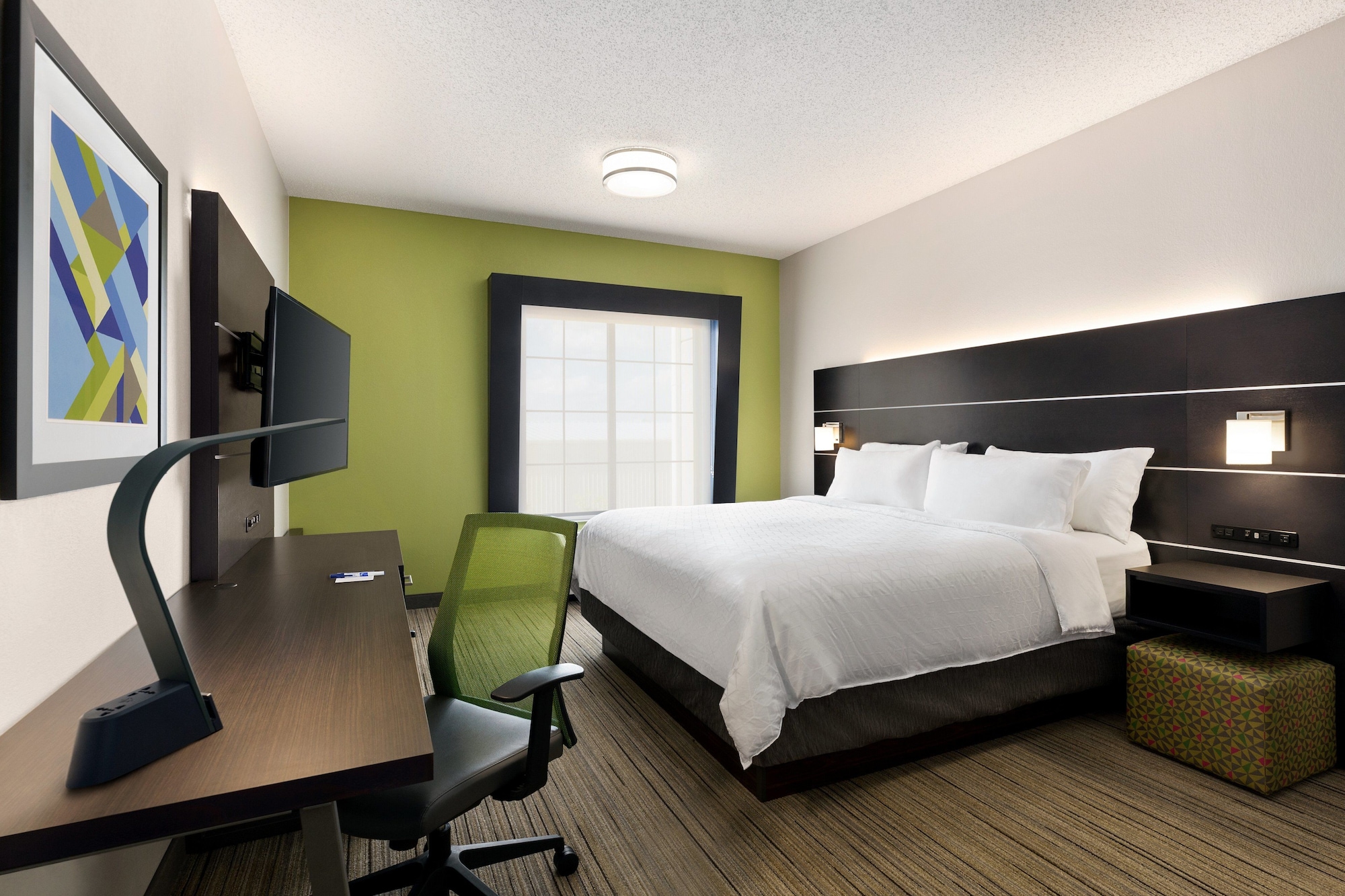 holiday inn express and suites shawnee by ihg
