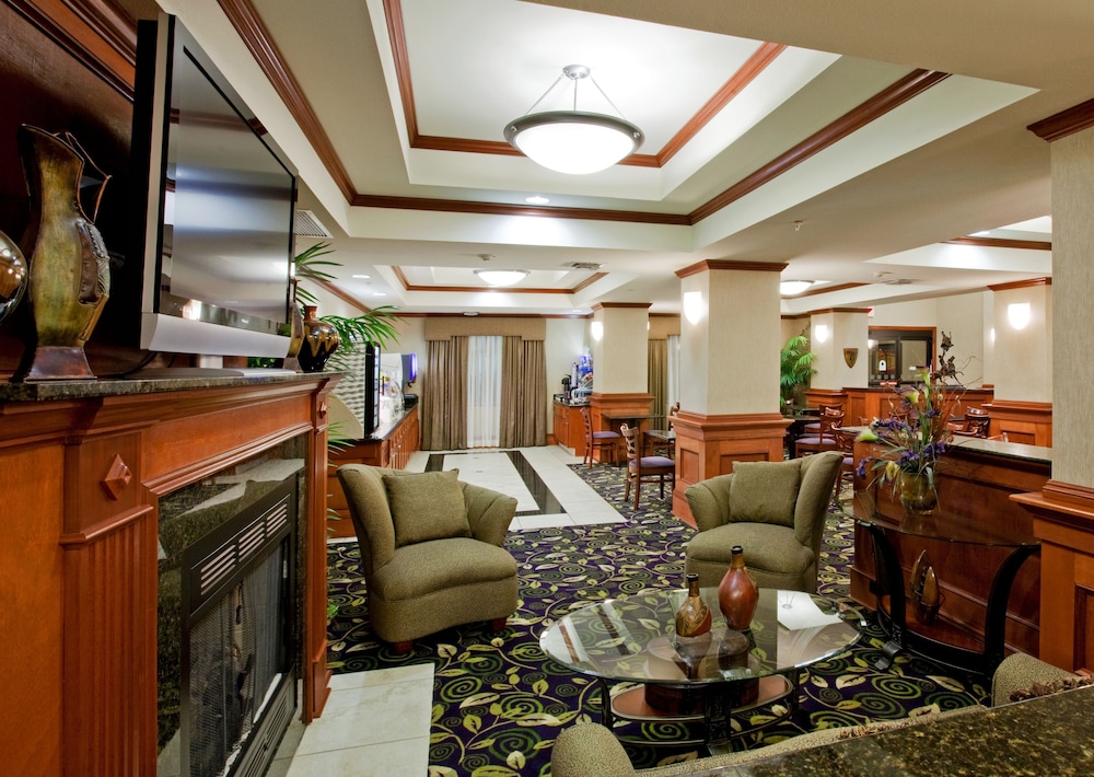 holiday inn express ada by ihg