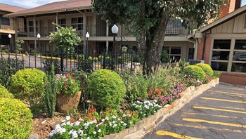 charles wesley motor lodge