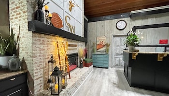 charles wesley motor lodge