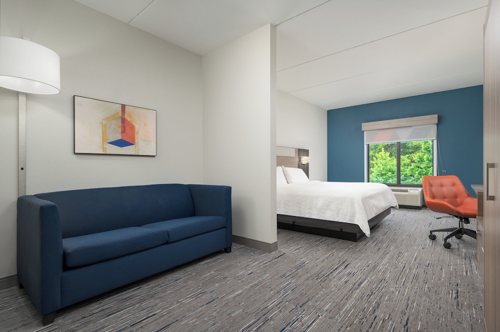 holiday inn express and suites newport s by ihg