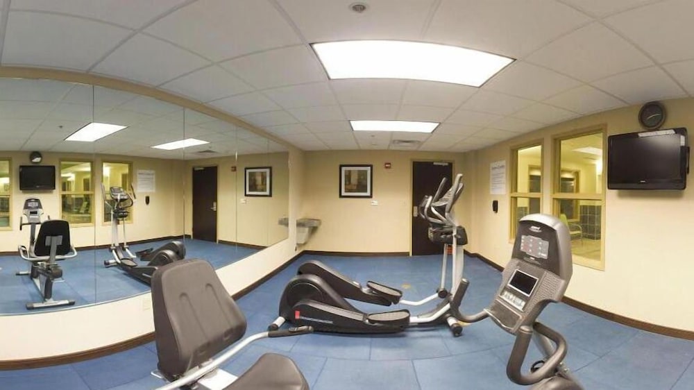 holiday inn express and suites newport s by ihg