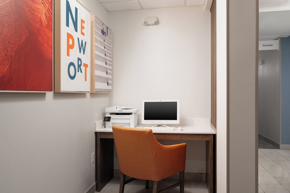 holiday inn express and suites newport s by ihg