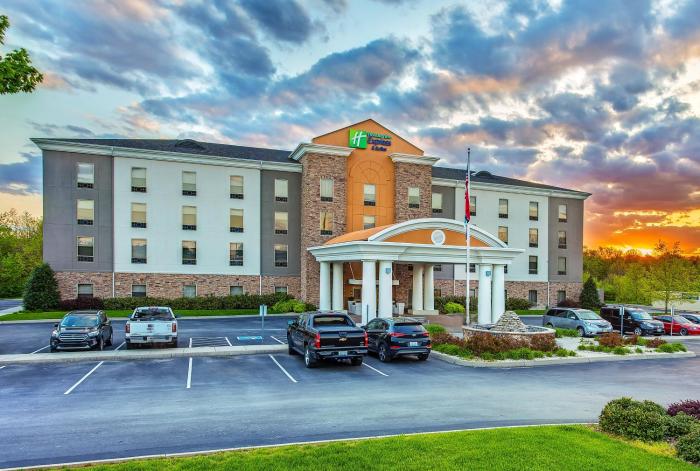 holiday inn express and suites morristown by ihg