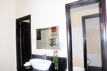 than thien friendly hotel