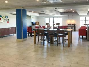 holiday inn express and suites lubbock west by ihg