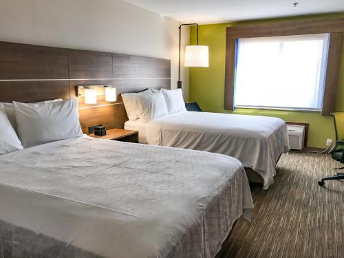 holiday inn express and suites lubbock west by ihg