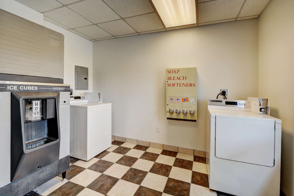 motel 6 seekonk ma providence east