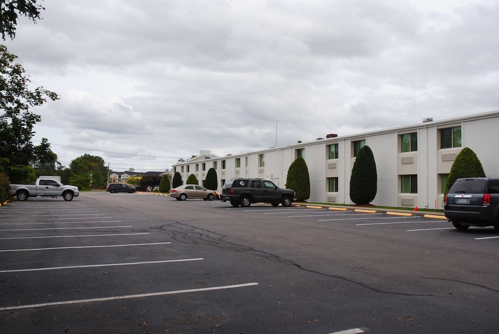 motel 6 seekonk ma providence east