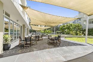 Quality Suites Pioneer Sands,New South Wales>>Fairy Meadow,4 star