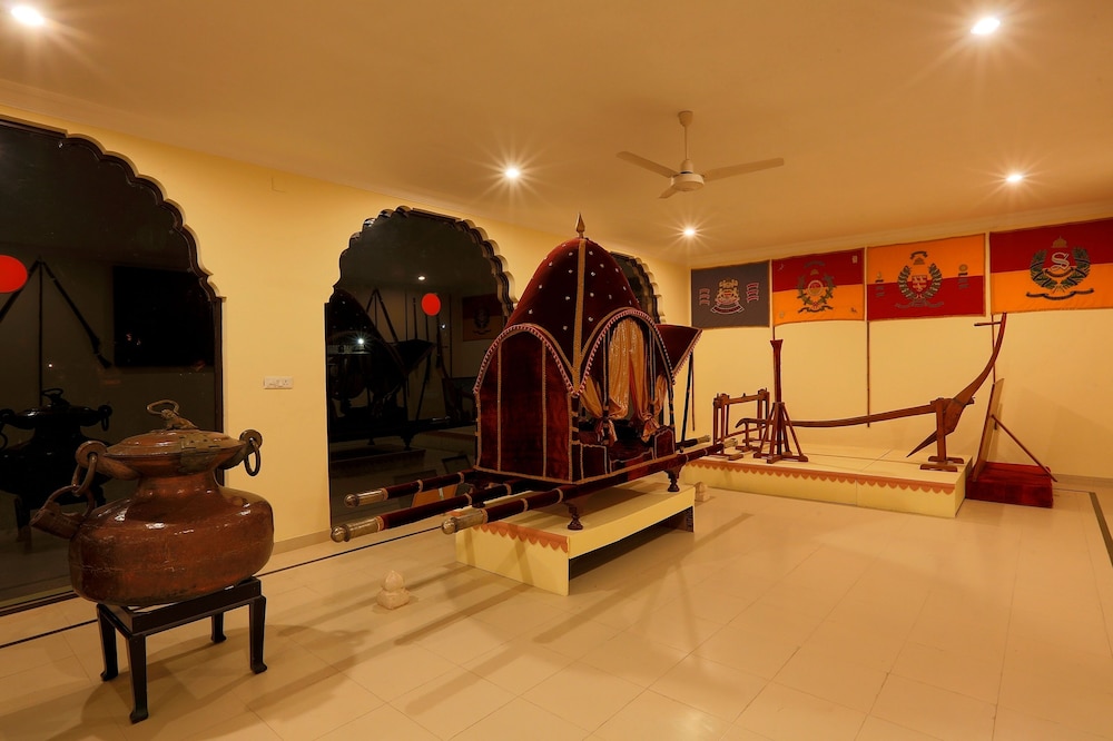 the lallgarh palace a heritage hotel